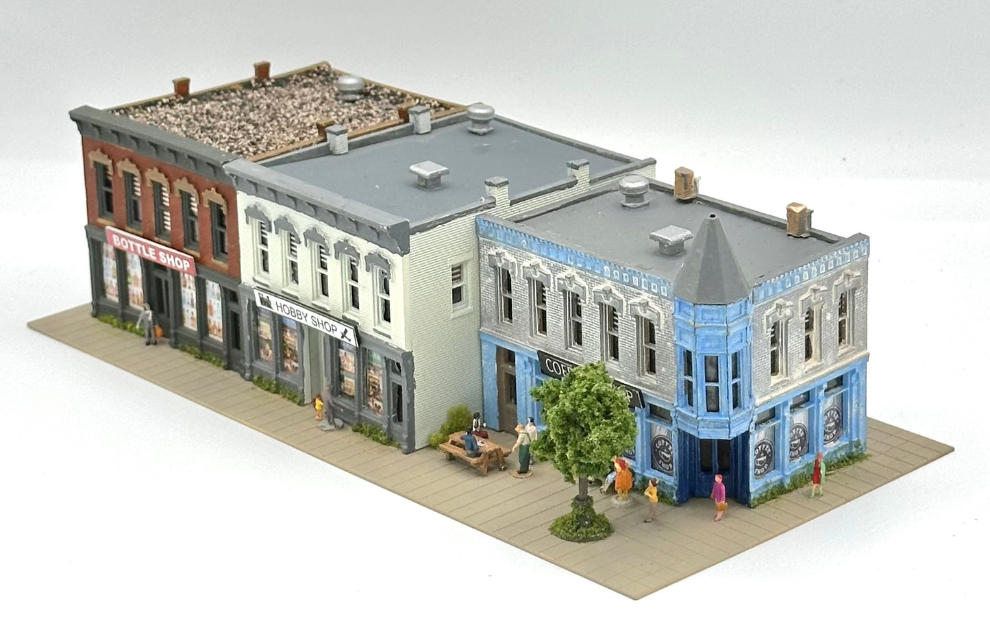 DPM N Scale 3 Custom Painted/Weathered Retail Shops Fully Assembled Diorama