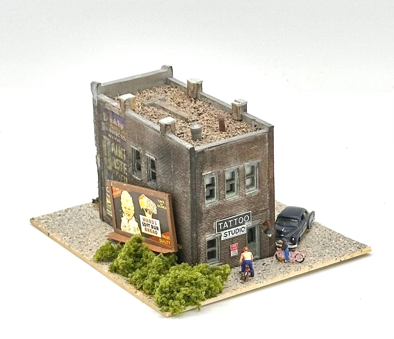 DPM N Scale Custom Painted/Weathered "Lucyi's Tattoo Emporium" Fully Assembled Lighted Diorama