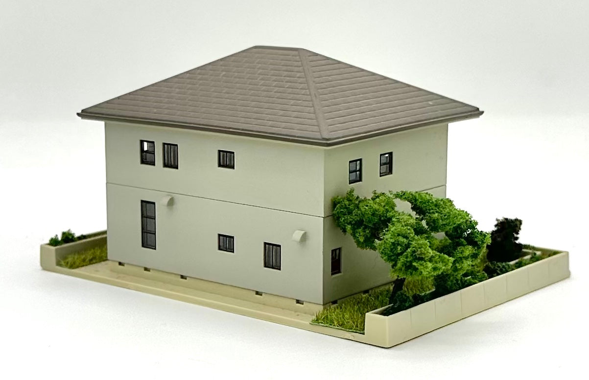 Kato N Scale 23-404 2-Story Town Home with Landscaped yard