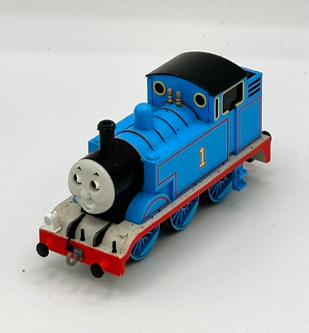 Bachmann HO Scale Thomas & Friends Thomas "1" Engine + Coaches "Annie", "Clarabel " and Troublesome Trucks