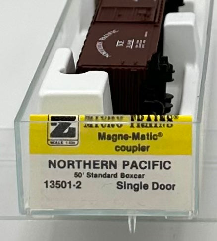 Micro Trains MTL Z Scale 13501-2 Northern Pacific 50' Standard Box Car Single Door