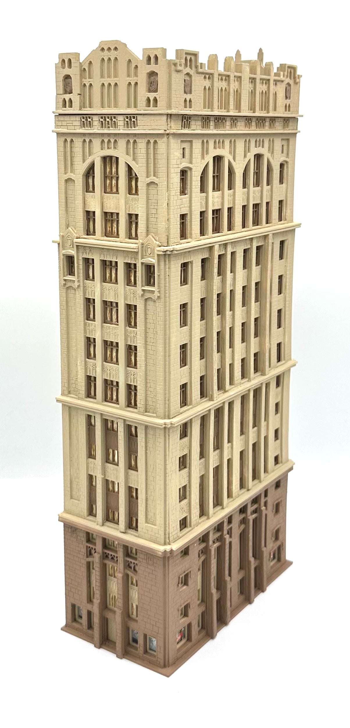 CWM N Scale Apartment/Condo 15-Story Custom Painted Tower Block  Lighted,