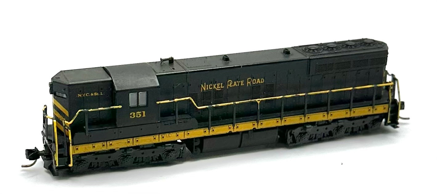 Atlas/Kato N Scale  4538 Nickel Plate Road  EMD SD9 DC Locomotive 351