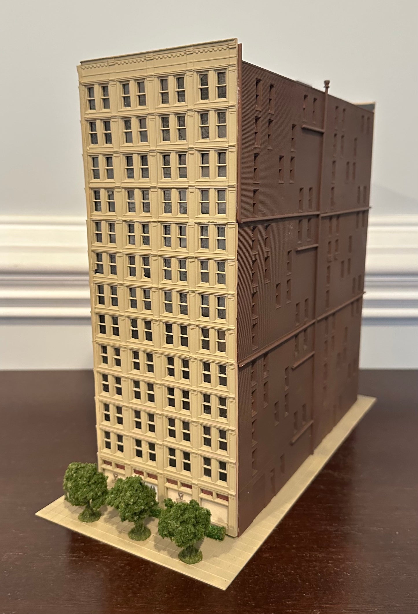 One-Of-Kind N Scale Custom Built/Painted 13 Story Tower " Grand Hotel" Tall Building