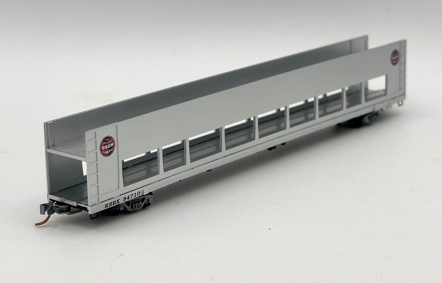 Micro Trains MTL N Scale 112 00 710 Ringling Bro's & Barnum & Bailey 80' Converted Bi-Level Autorack