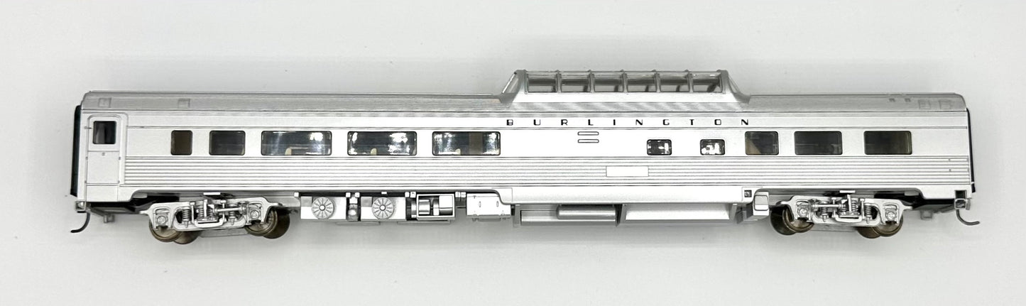 Walthers HO Scale Burlington Budd Vista Dome Coach