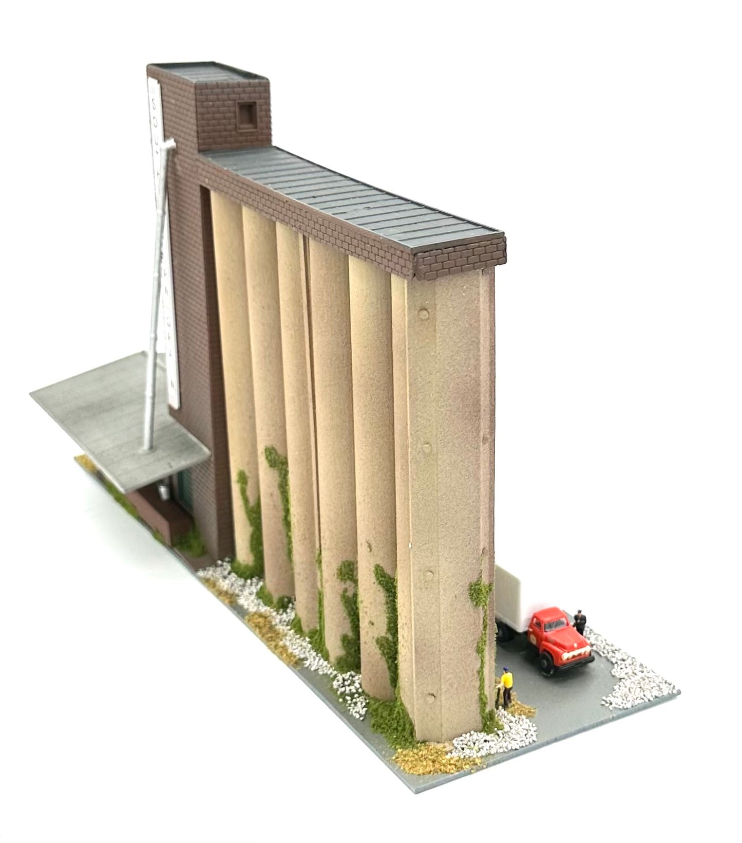 Walthers N Scale Southern Grain Elevator Building Custom Painted/Weathered New Diorama