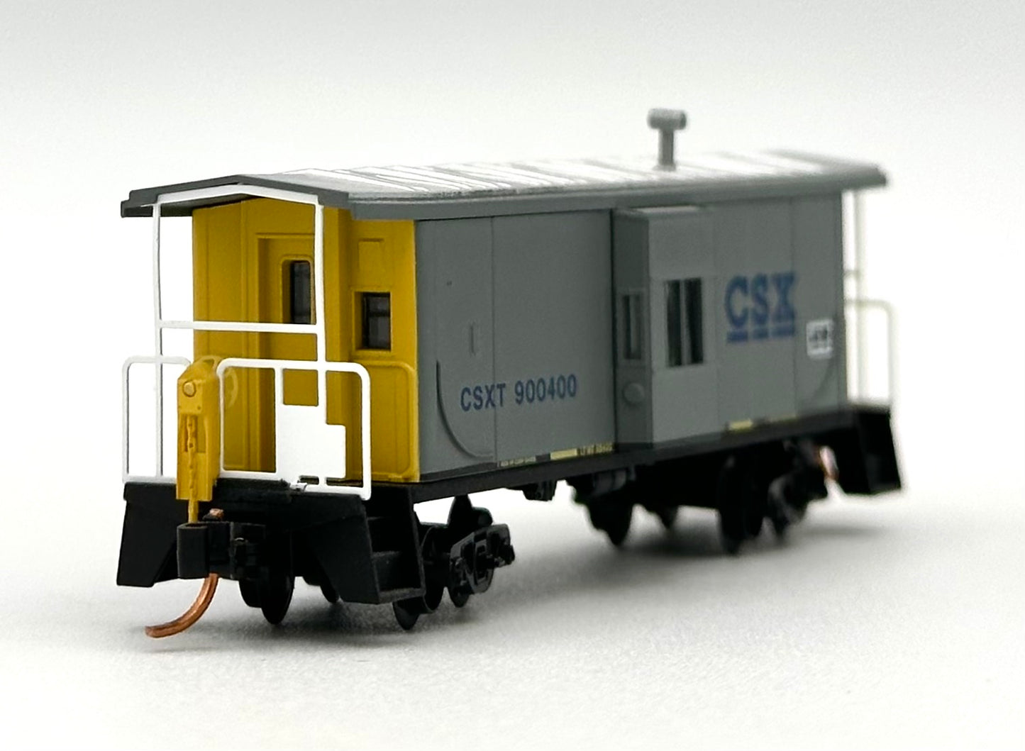 Micro Trains MTL 130 00 040 N Scale CSX Transportation Bay Window Caboose .