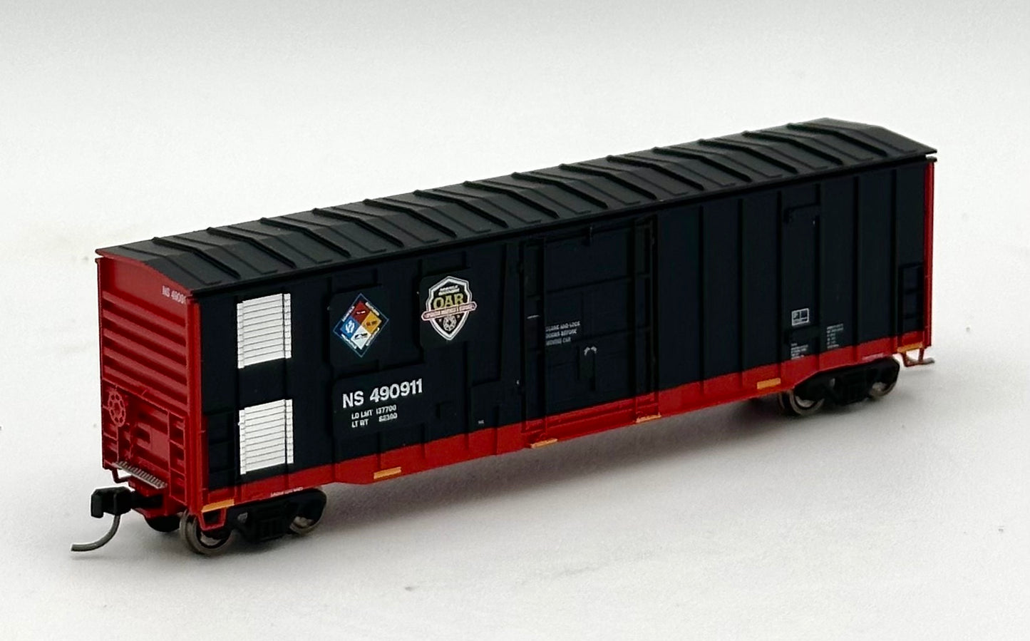 Atlas N Scale 50 003 755 NSC 5111 PD Box Car " First Responders"
