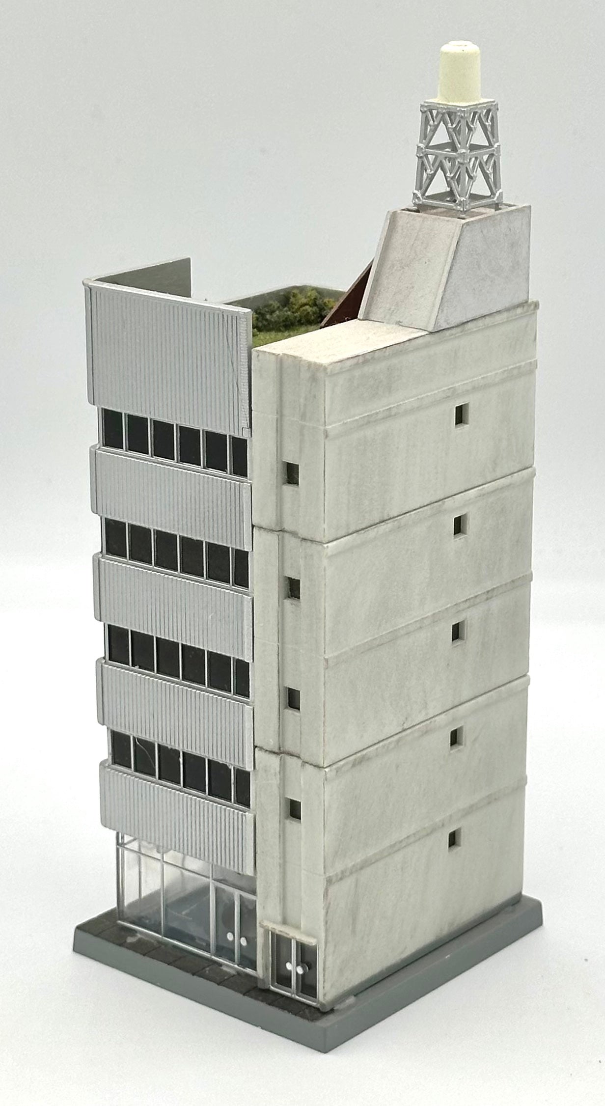 TomyTec N Scale 6-Story Office Block