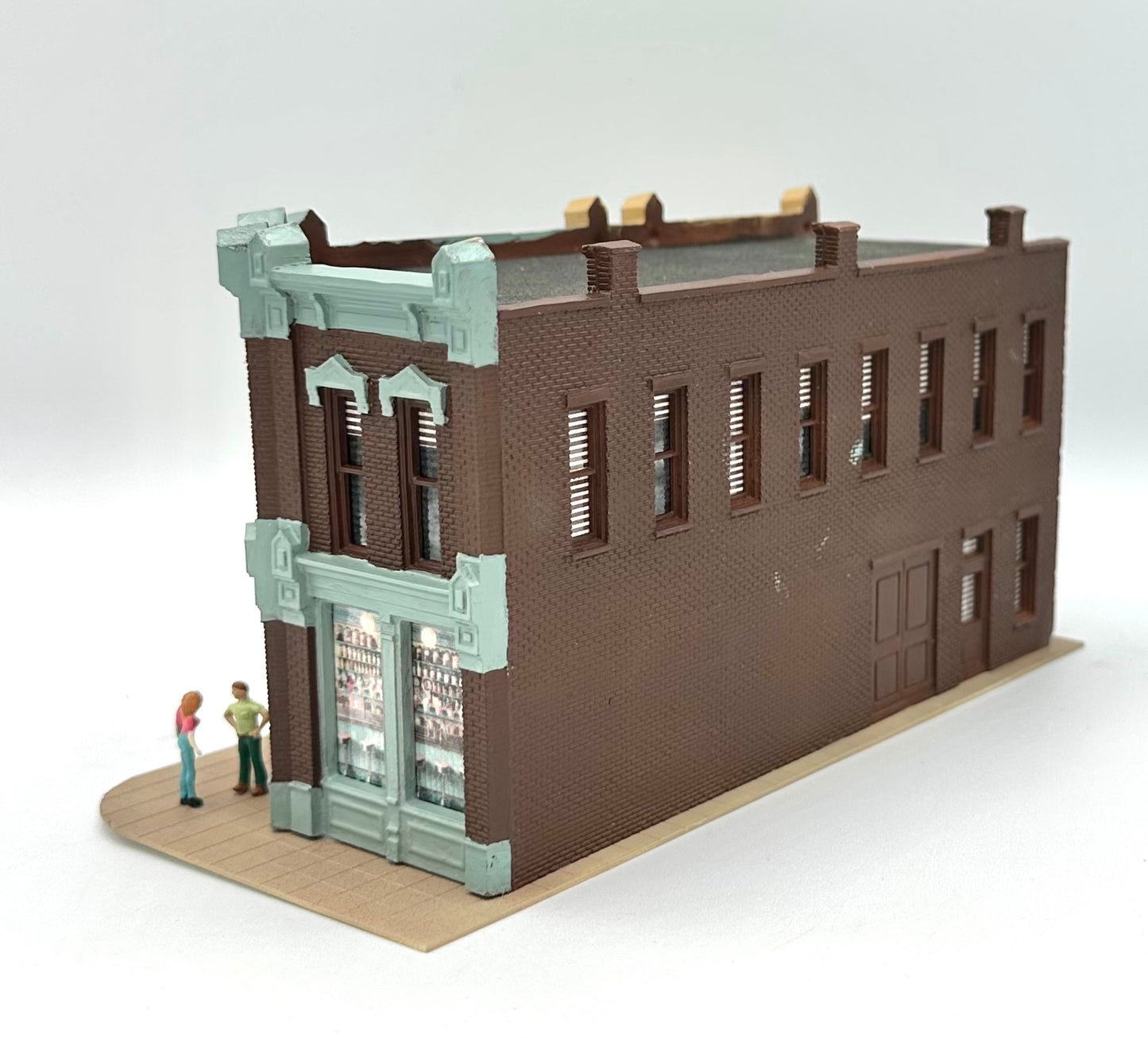 DPM 12100 HO Scale Fully Assembled Seymour Block " Hobby Store/Scoop Station" Lighted