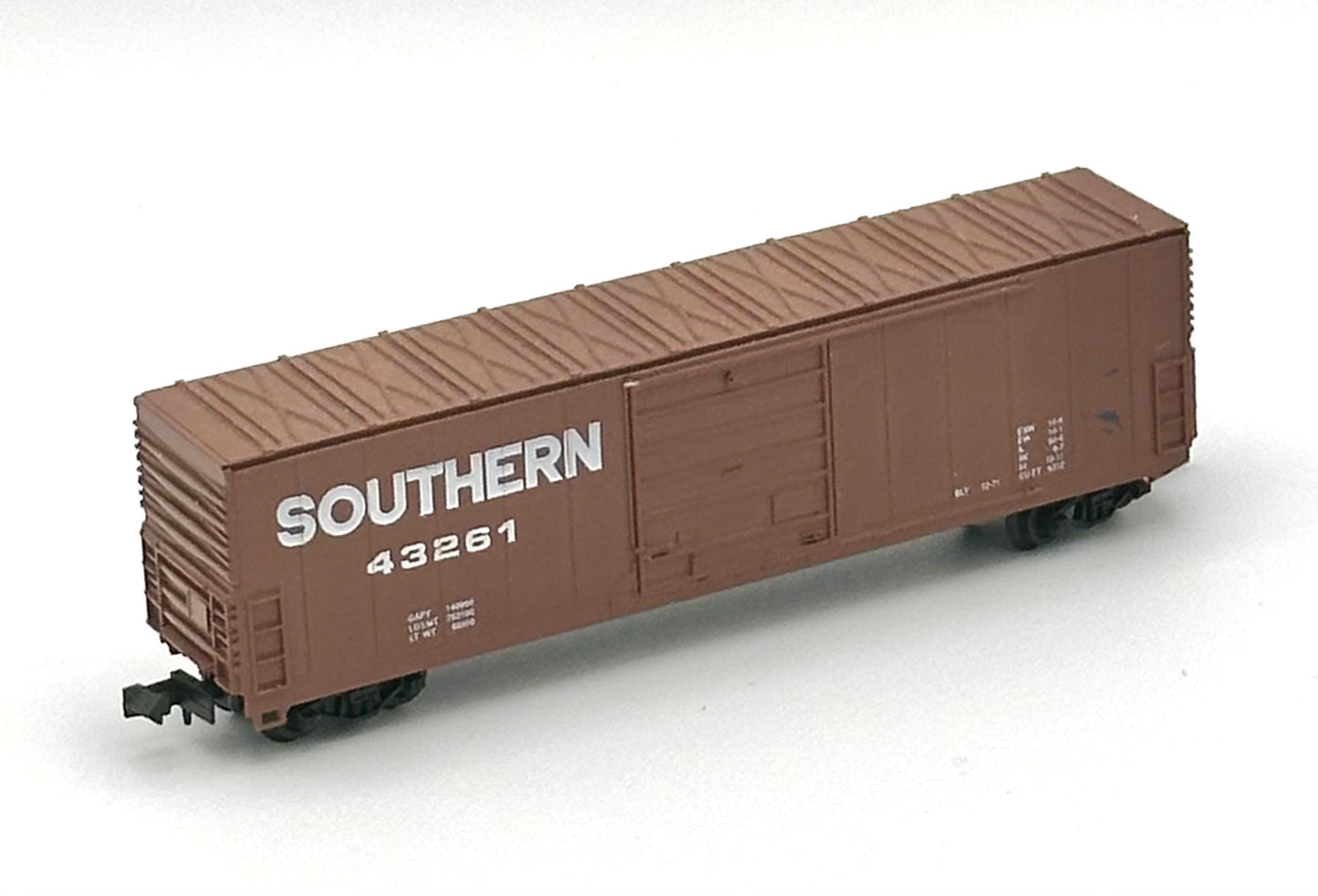 Life-Like N Scale Southern Paneled Box Car