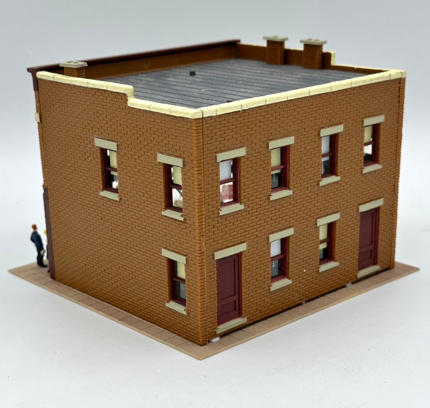 Walthers HO Scale "Record Shop"Custom Painted Fully Assembled Lighted