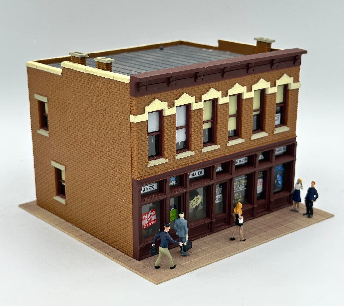 Walthers HO Scale "Record Shop"Custom Painted Fully Assembled Lighted
