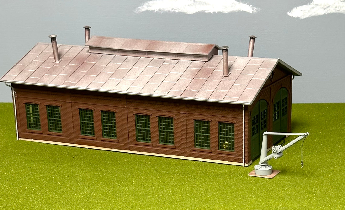 Walthers Cornerstone 933-3007 HO Scale 2-Stall Engine House Custom Painted/Weathered Fully Assembled LED Lighted