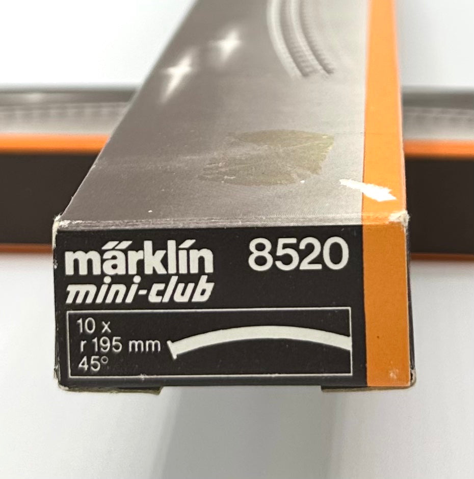 Marklin Z Scale 8502 10x195mm 45' Curve Track