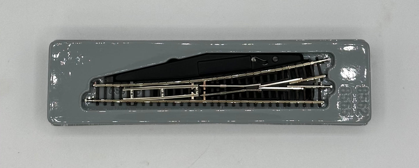 Marklin Z Scale 8565 110 mm, r 490mm 13' Manual Turnout