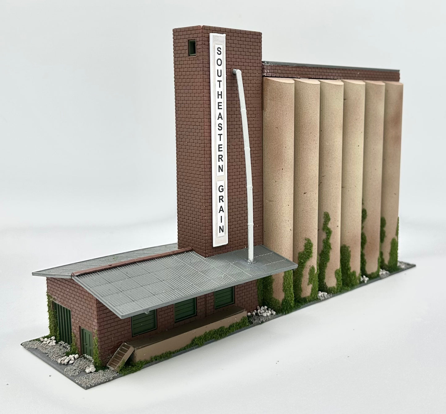 Heljan N Scale Southern Grain Elevator Building Custom Painted/Weathered New Diorama