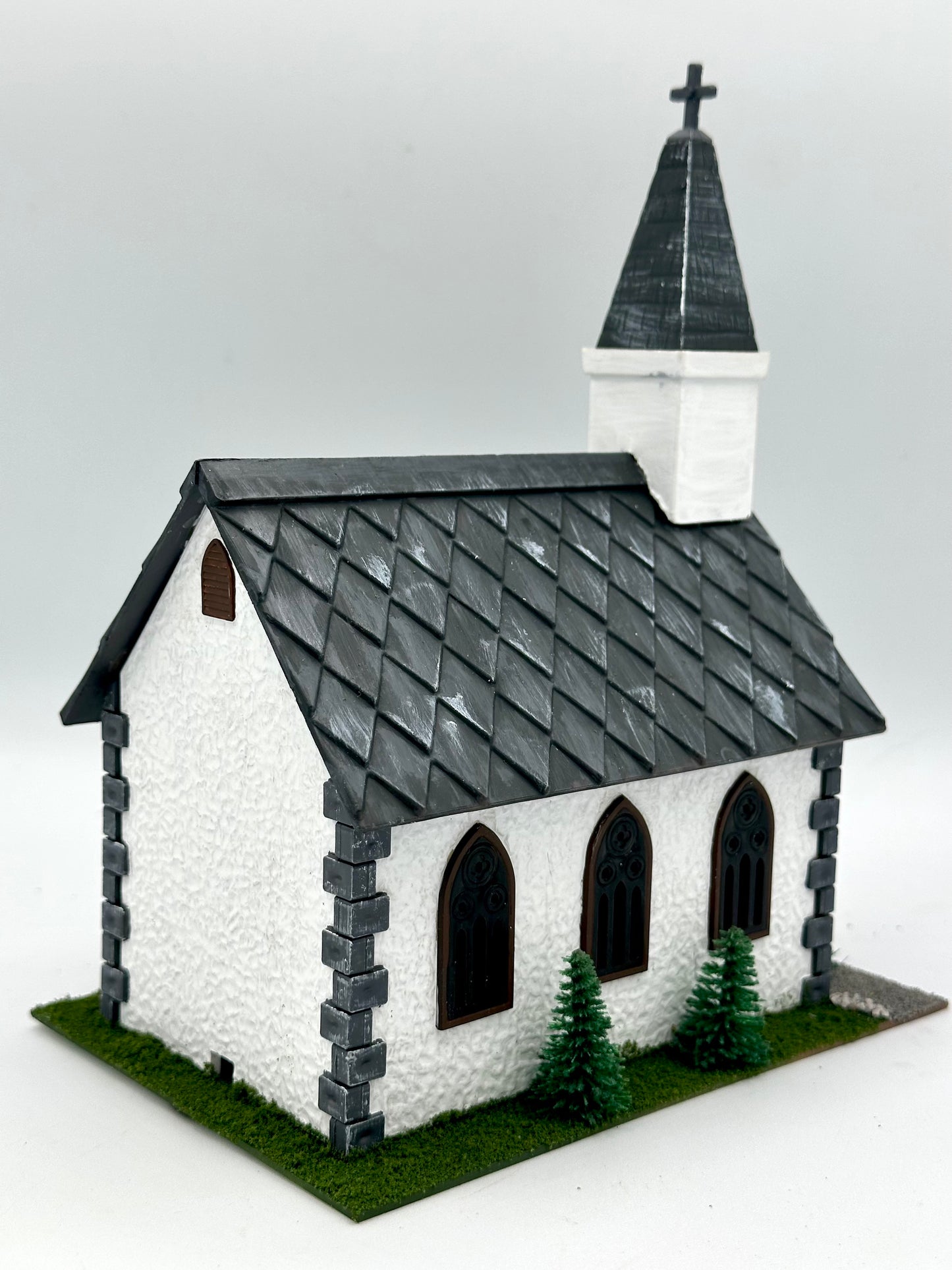 Bachmann HO Scale 49-2576 CustomPainted/Weathered Country Church Lighted