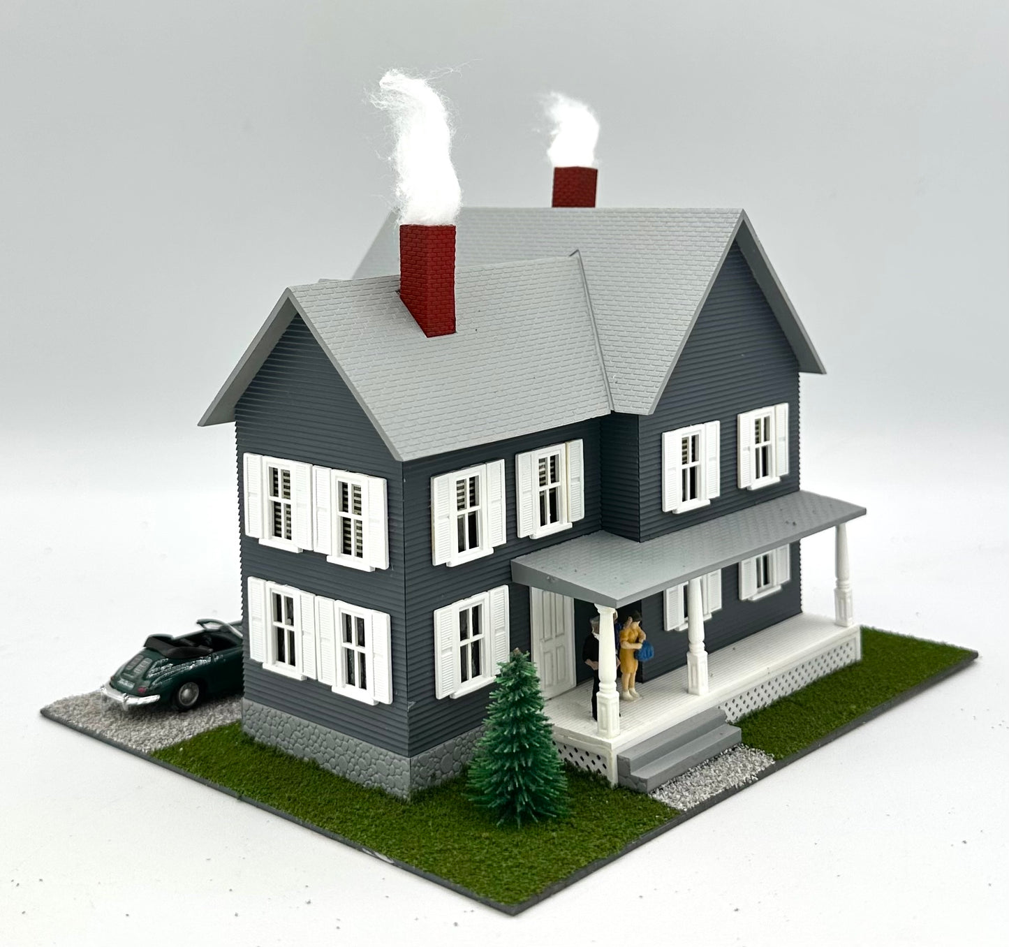 Kibri HO Scale Custom Built/Painted Modern 2-Story Family Home Diorama
