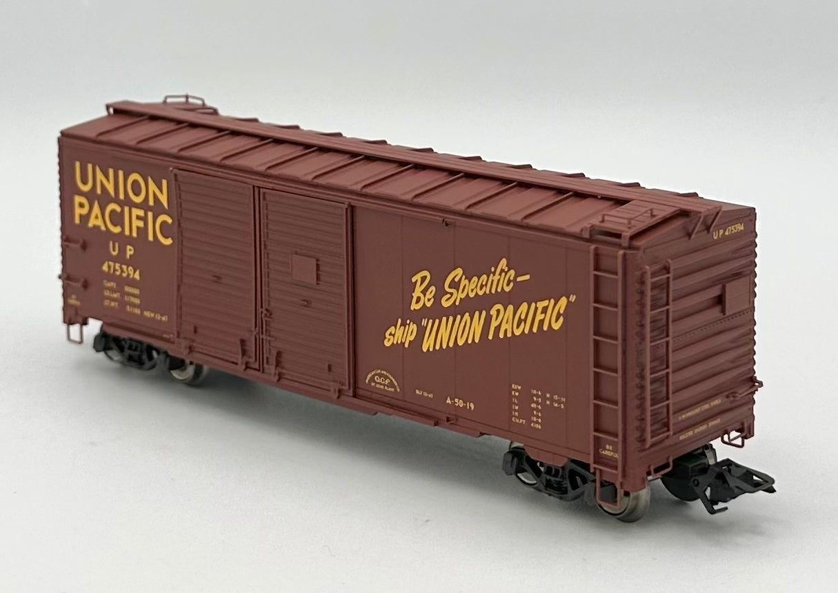 Marklin 45647 HO Scale Union Pacific Double Door3 Box Car Set