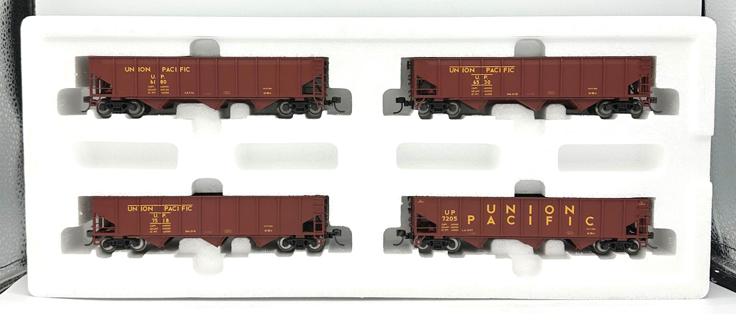 Marklin 45800 HO Scale Union Pacific 4 Hopper with Coal loads Car Set Kadee Couplers