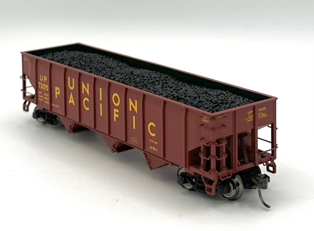 Marklin 45800 HO Scale Union Pacific 4 Hopper with Coal loads Car Set Kadee Couplers
