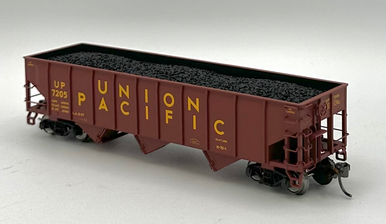Marklin 45800 HO Scale Union Pacific 4 Hopper with Coal loads Car Set Kadee Couplers