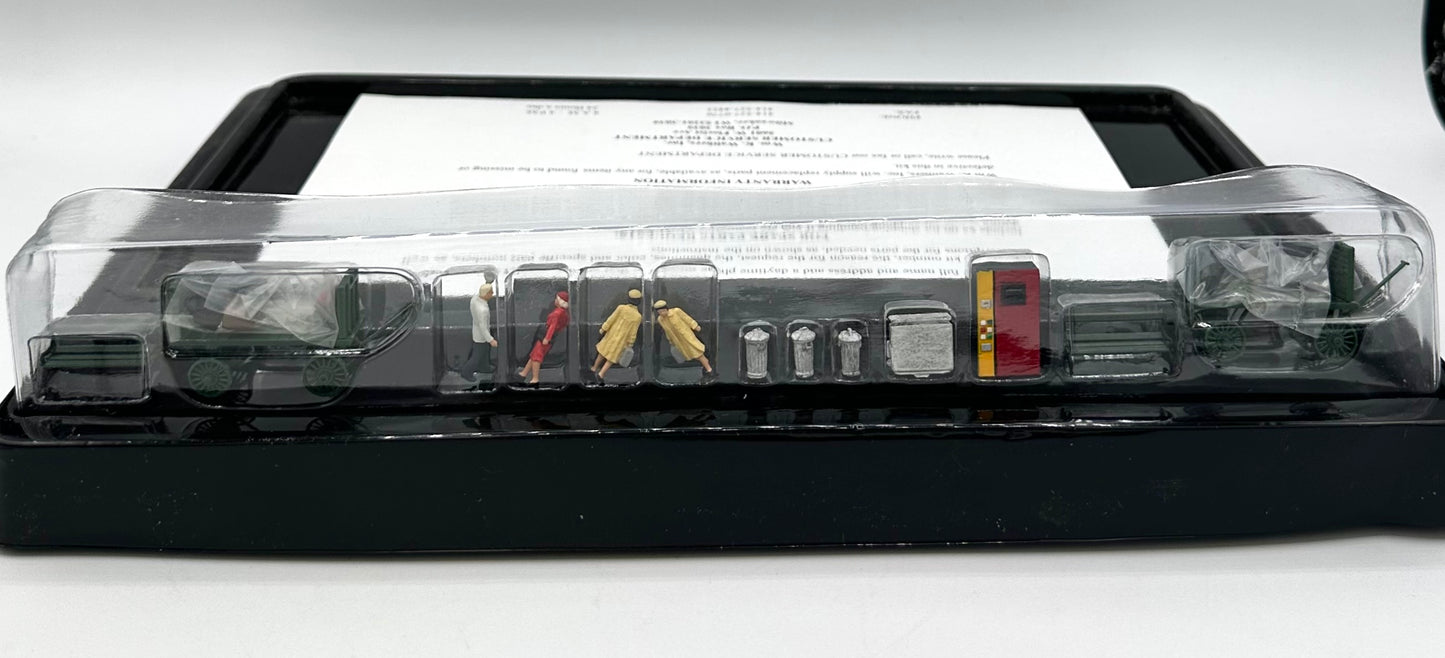 Walthers HO Scale Clarksville Depot, Built-up Fully assembled Ready to go