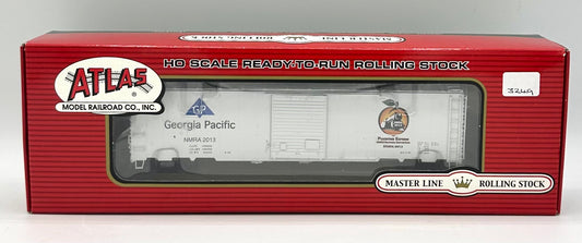 Atlas HO Scale NMRA 2013 Master Line Georgia Pacific 50" S/Door Box Car