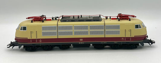 Marklin Mfx/Sound HO 37573  Electric Locomotive. 103 195-4