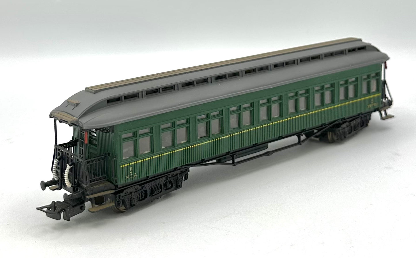 Electrotren 5003 Vintage HO Scale Passenger Car Lighted 3-Rail AC