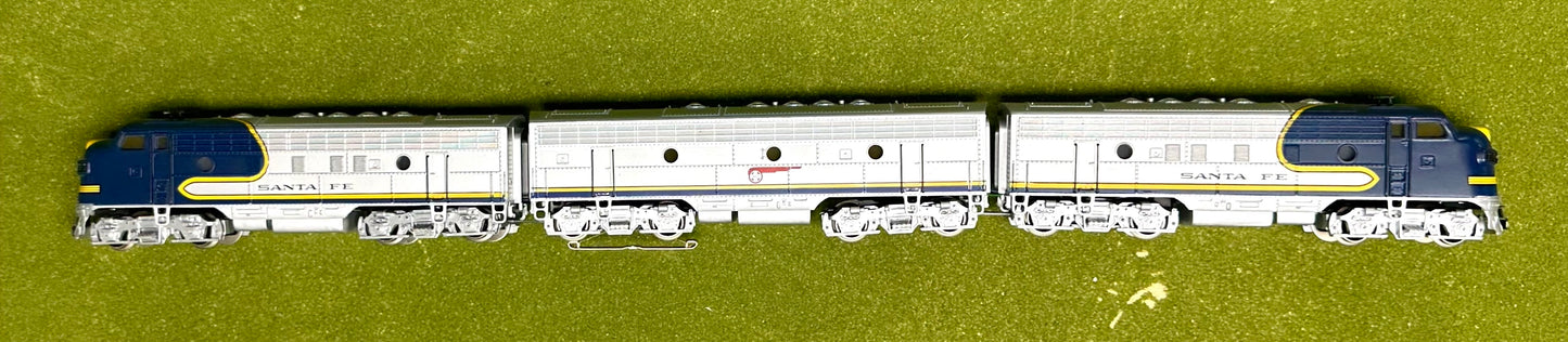 Marklin Digital HO 3662 ATSF Santa Fe Diesel Locomotive GM EMD F7