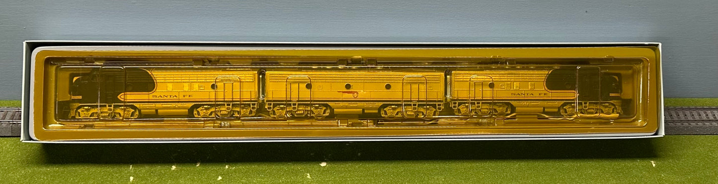 Marklin Digital HO 3662 ATSF Santa Fe Diesel Locomotive GM EMD F7