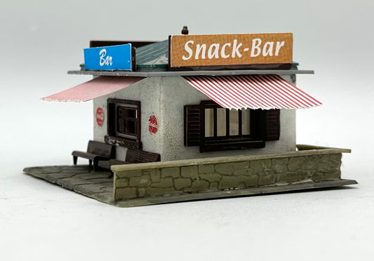 HO Scale Roadside Snack Bar Custom/Weathered Painted Fully Assembled.
