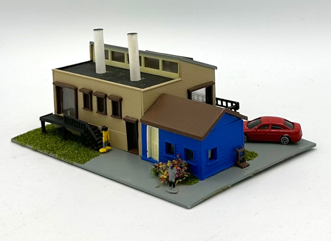 Bachmann N Scale Custom Painted, Bakery Fully Assembled