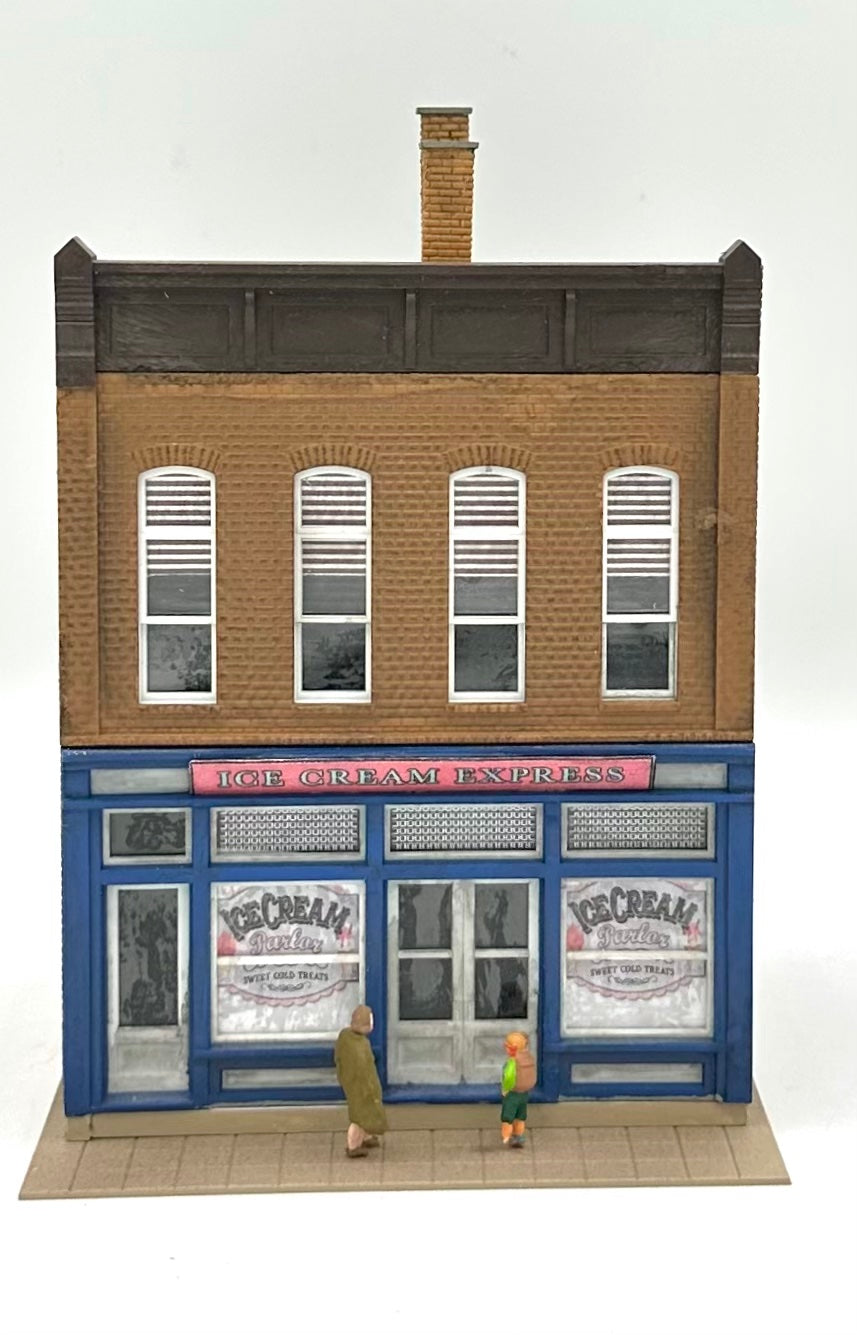 HO Scale 2-Story Building Custom Painted/Weathered "Ice Cream Express"