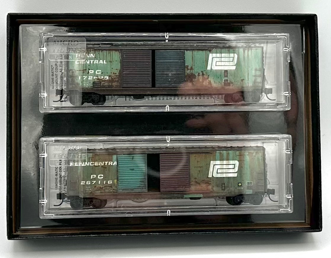 Micro Trains MTL 993 05 840 N Scale Penn Central Weathered 2 Car Pack,