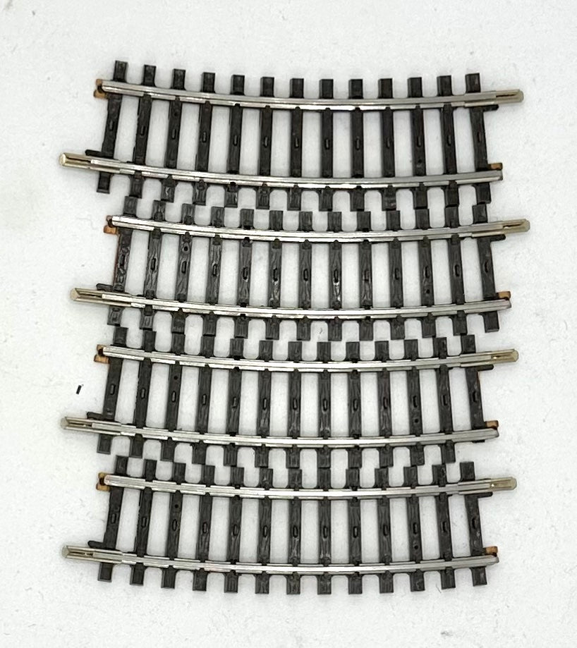 Marklin 2223 HO K-Track 3-Rail Curve Track 14 3/16" 360mm 15 Degrees 4 pc Pack