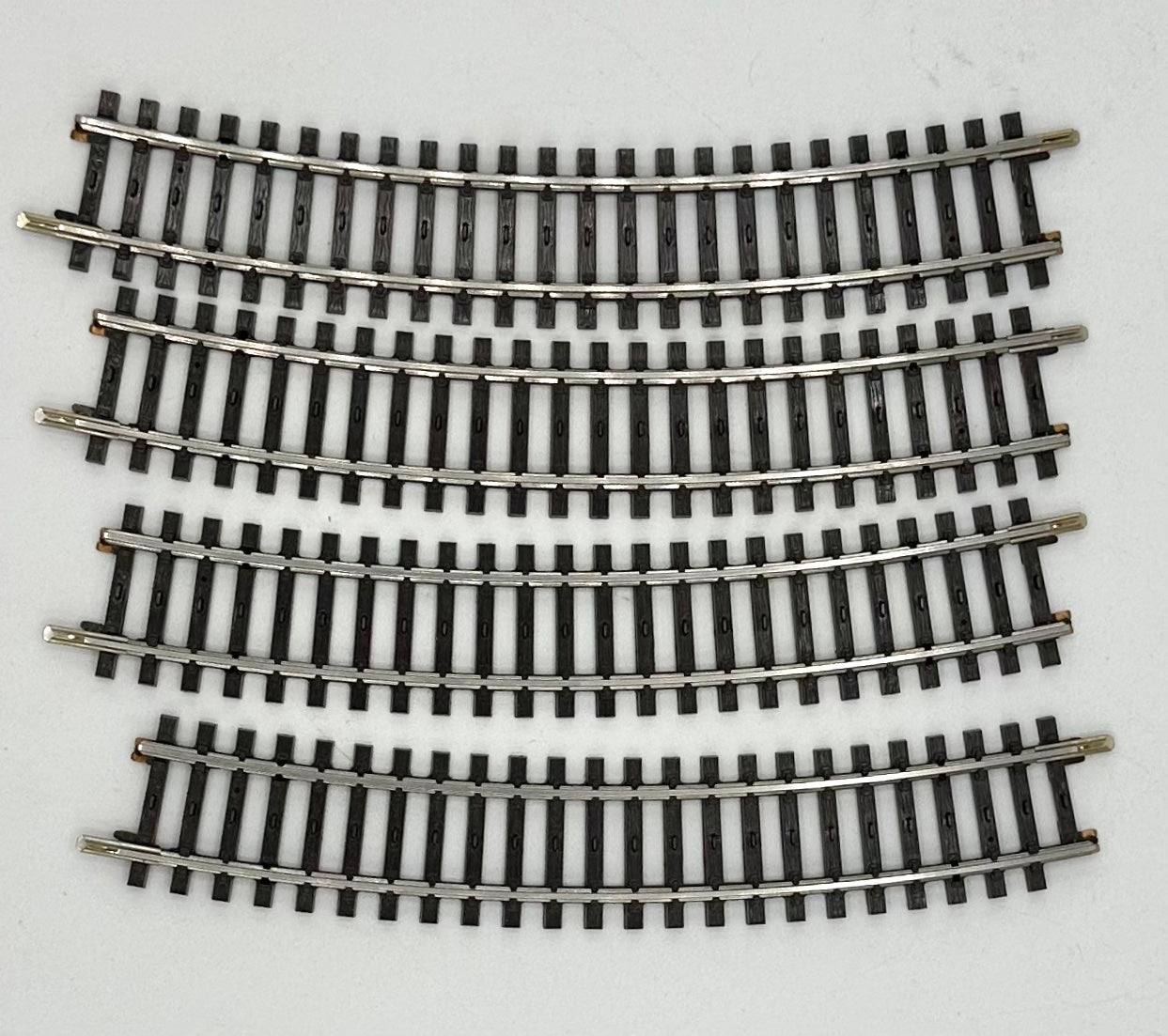 Marklin 2232 HO K-Track 3-Rail Curve Track 16 3/4" 425 mm 22 Degrees 4 pc Pack