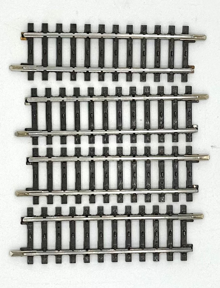 Marklin 2201 HO K-Track 3- Rail 3 9/16" 90mm Straight Track 4 pc Pack