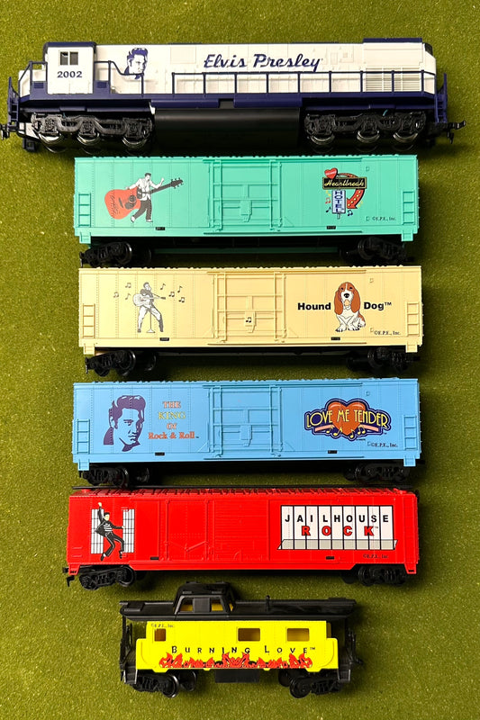 MeHano HO Elvis Presley Diesel Locomotive, 4 Freight cars+Caboose