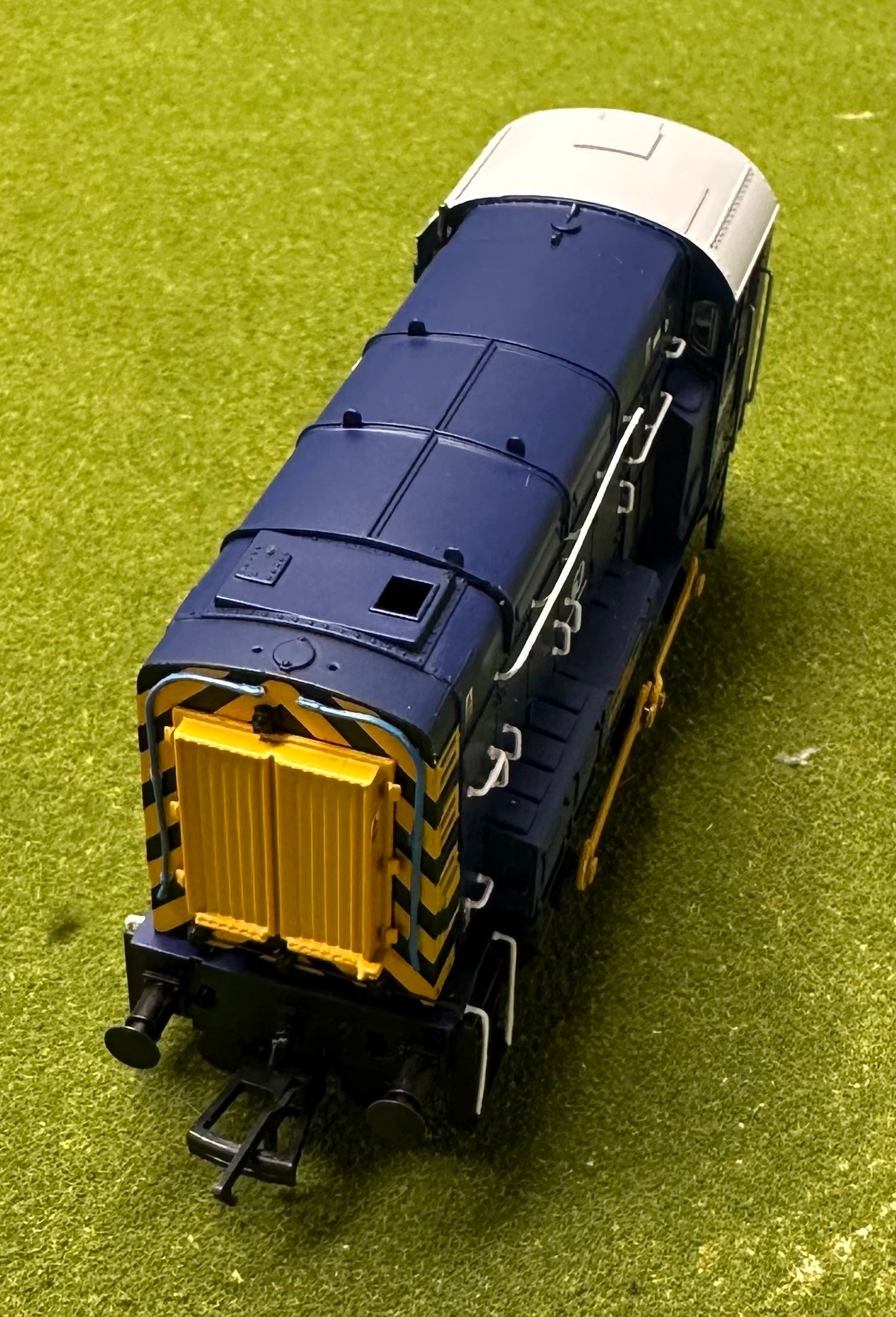 Bachmann HO BranchLine Limited Edition 465/504 Diesel Shunter Locomotive "Captain Nathaniel Darrell