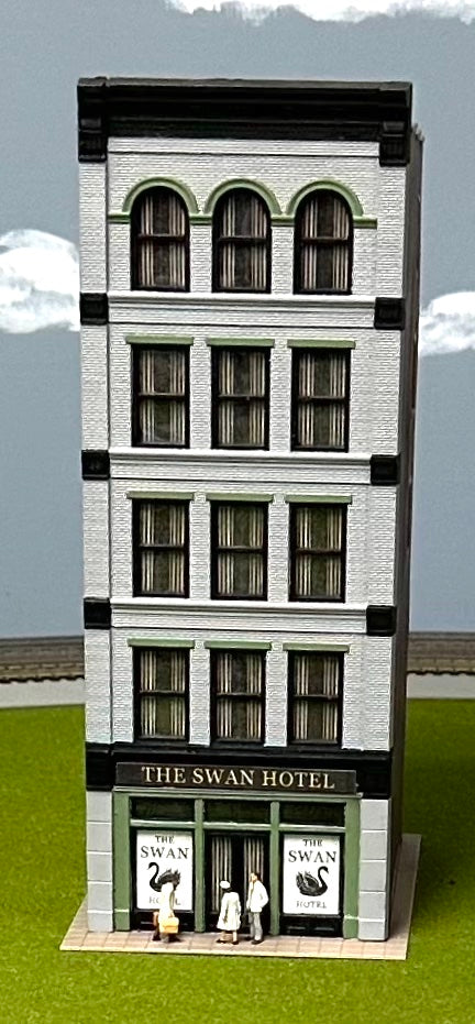 City Classics HO Scale Custom Painted 5-Story Art Deco Building "The Swan Hotel" Street Figures Lighted