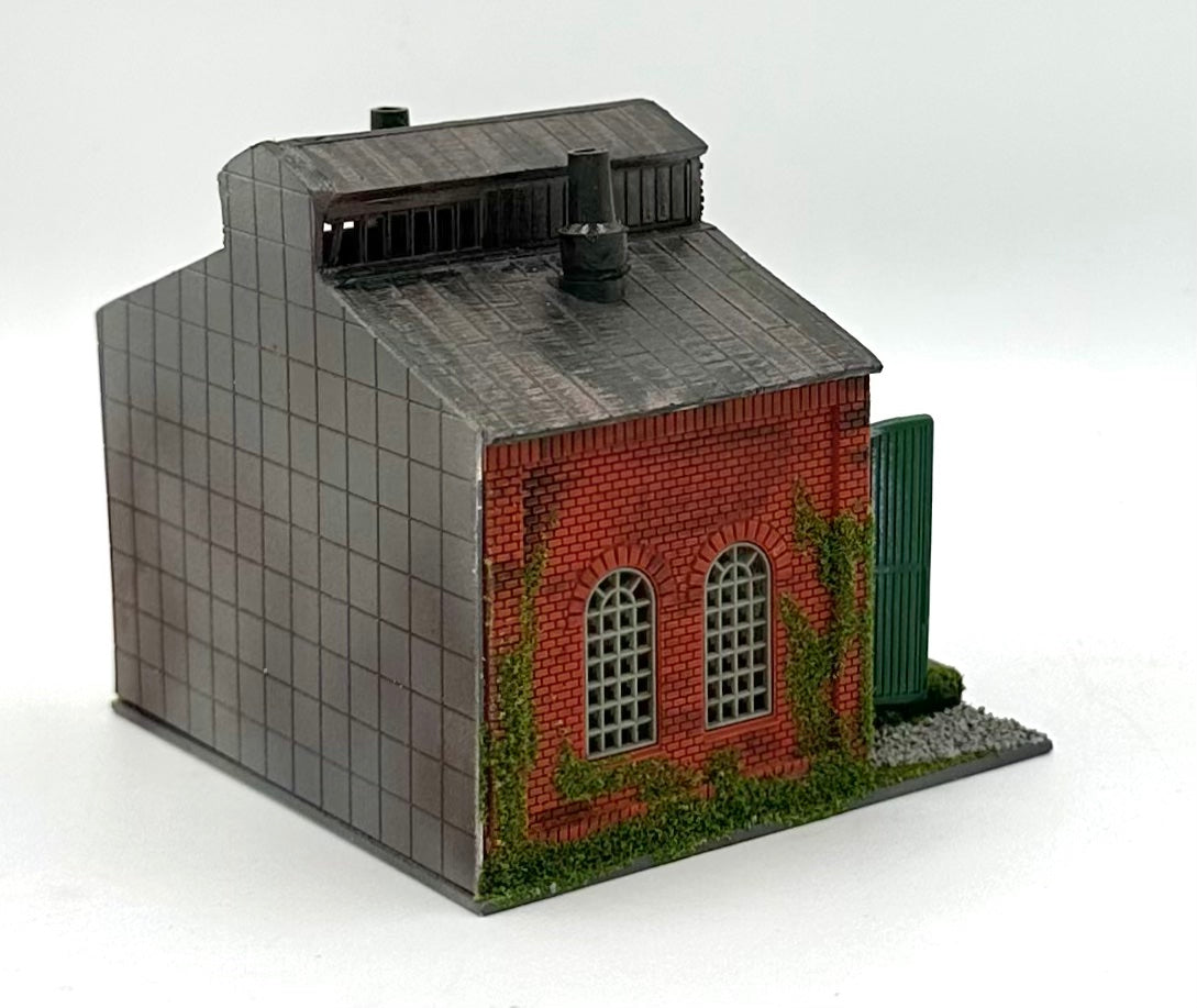 N Scale Weathered Custom Built/Painted Backdrop 2 Stall Engine Shed, and Yard Diorama.