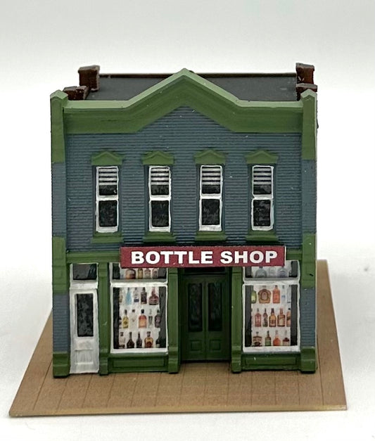 Woodland Scenics N Scale Custom Painted "Bottle Shop" Lighted