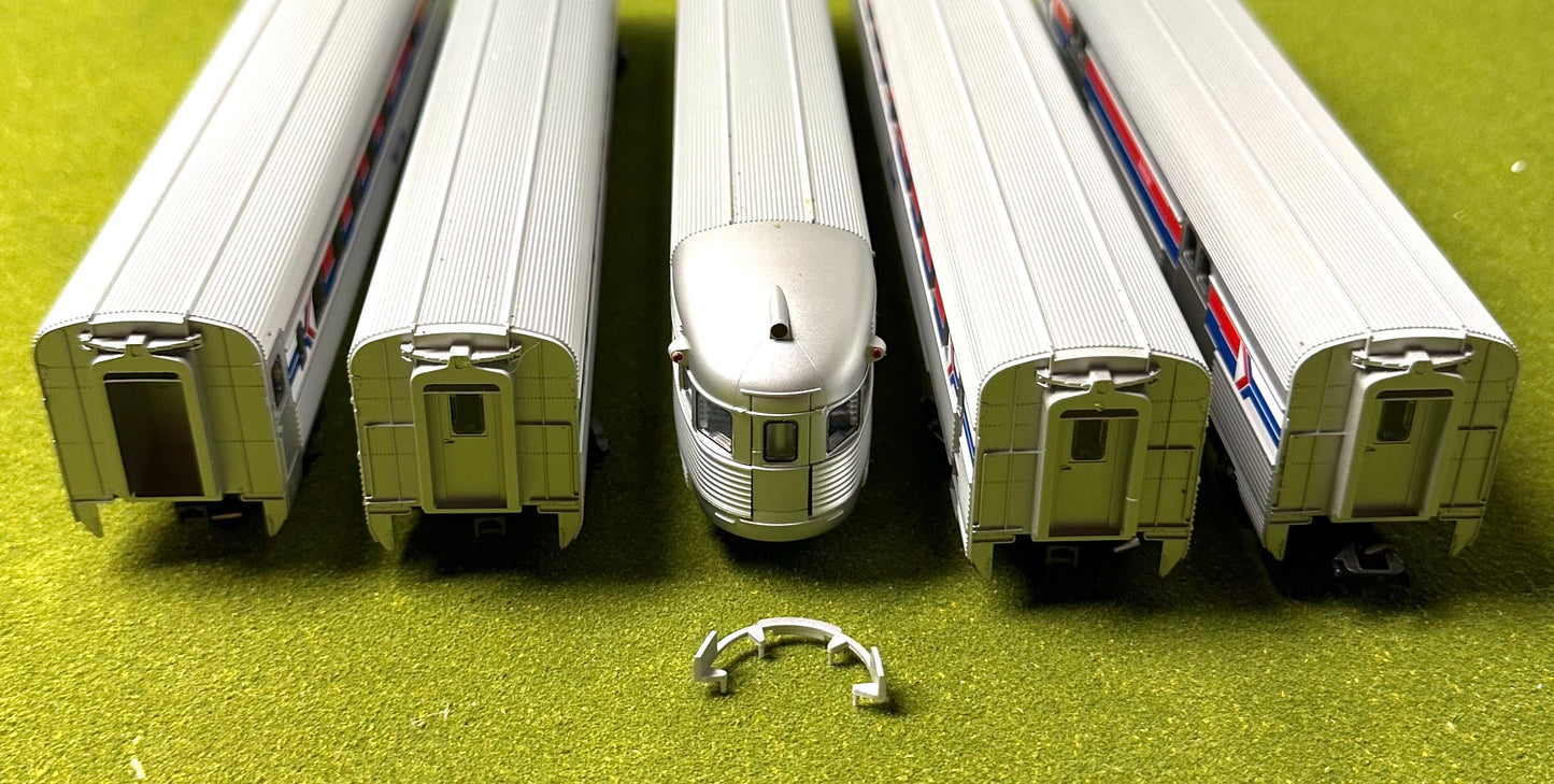 Marklin 43600 HO 3-Rail AC 5pc Amtrak Passenger Car Streamliner Set