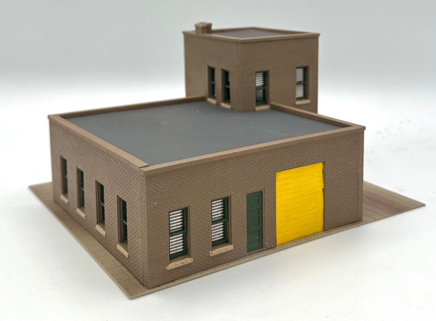 DPM #112 HO Scale 2-Story Brick Built "Rim & Wheels" Warehouse LED Lighted Fully Assembled.