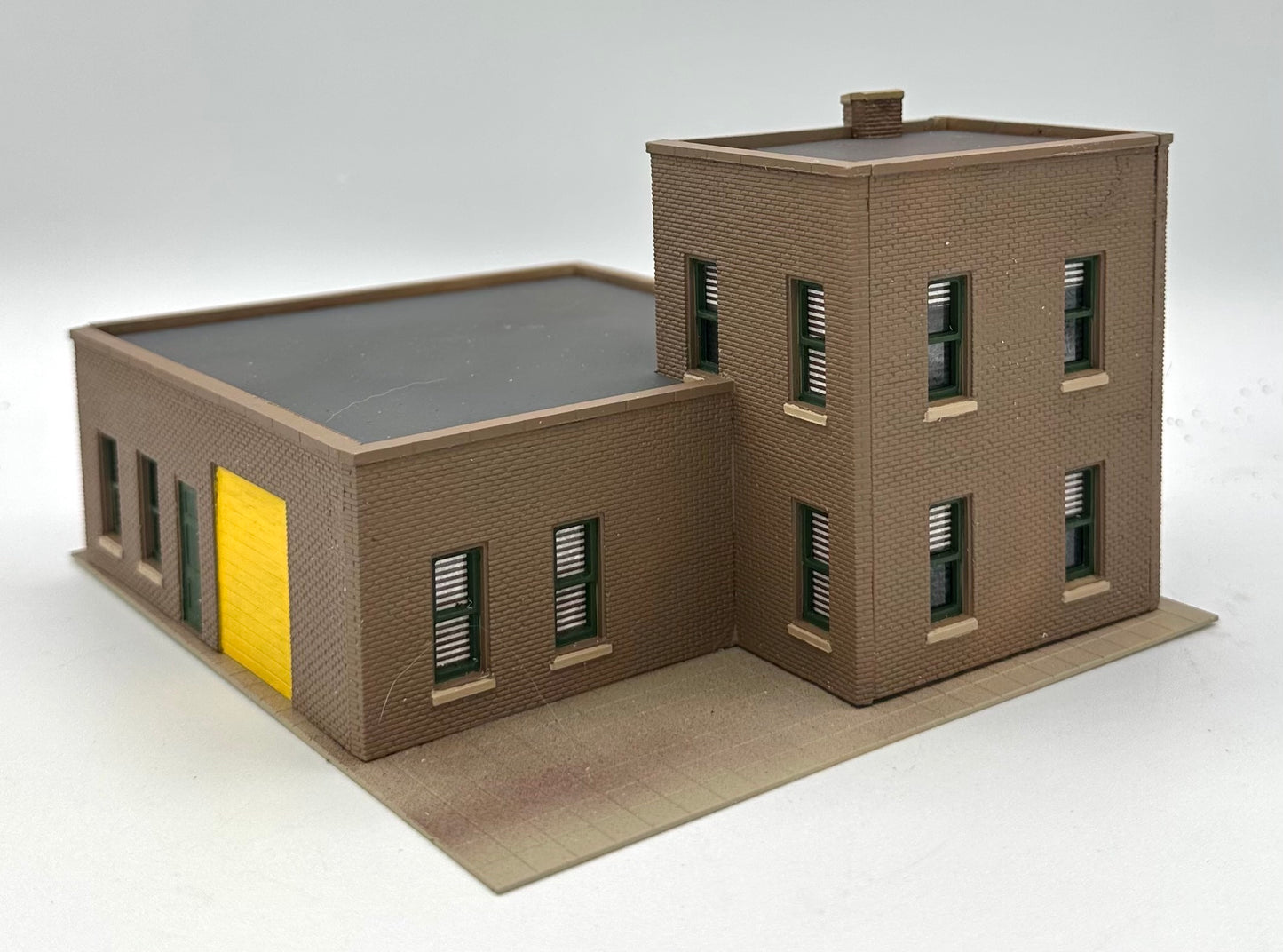 DPM #112 HO Scale 2-Story Brick Built "Rim & Wheels" Warehouse LED Lighted Fully Assembled.