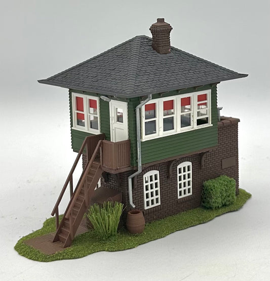 Atlas #704 HO Scale Custom PaintedLandscaped Trackside Signal Tower Fully assembled